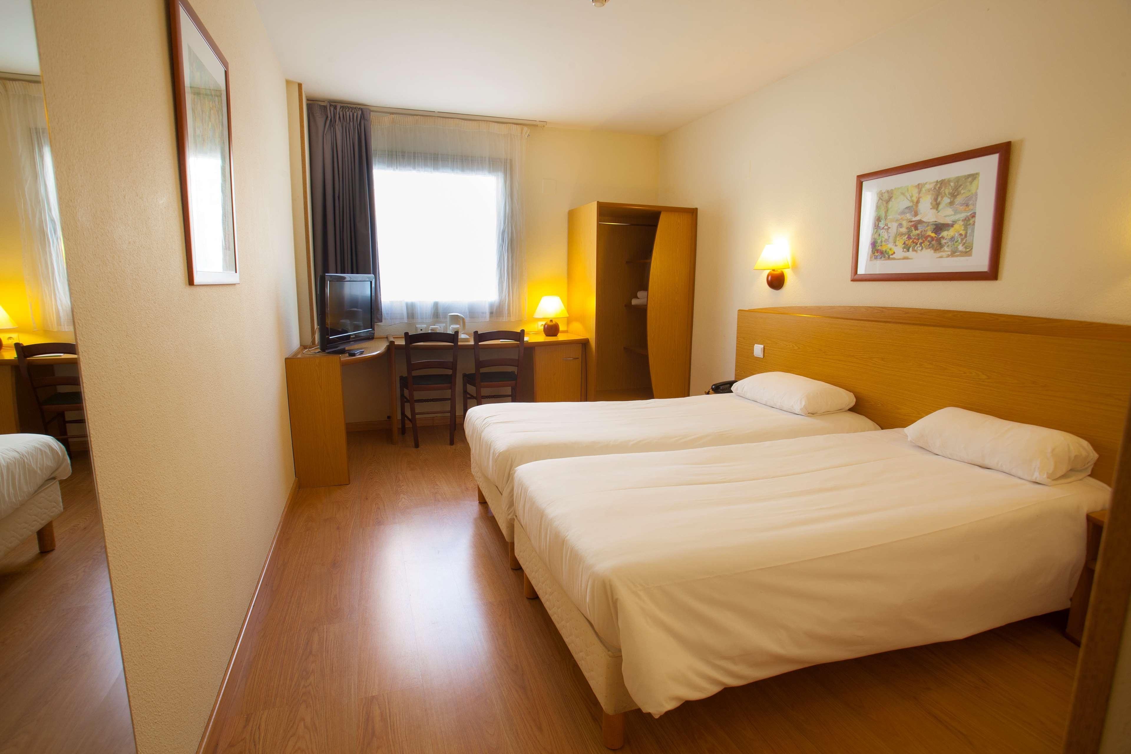 Travelodge Alicante Puerto Εξωτερικό φωτογραφία
